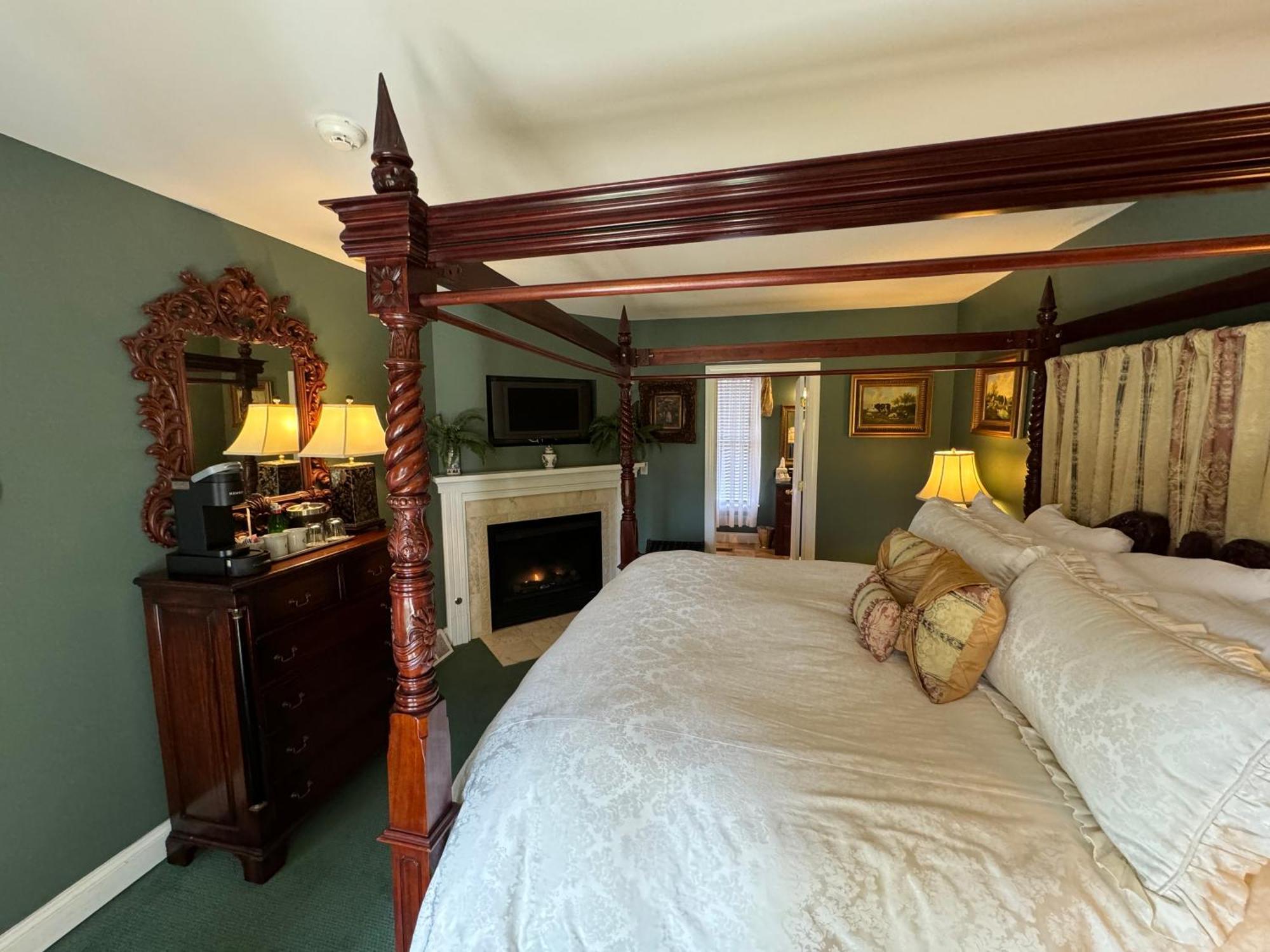Antrim 1844 Hotell Taneytown Eksteriør bilde