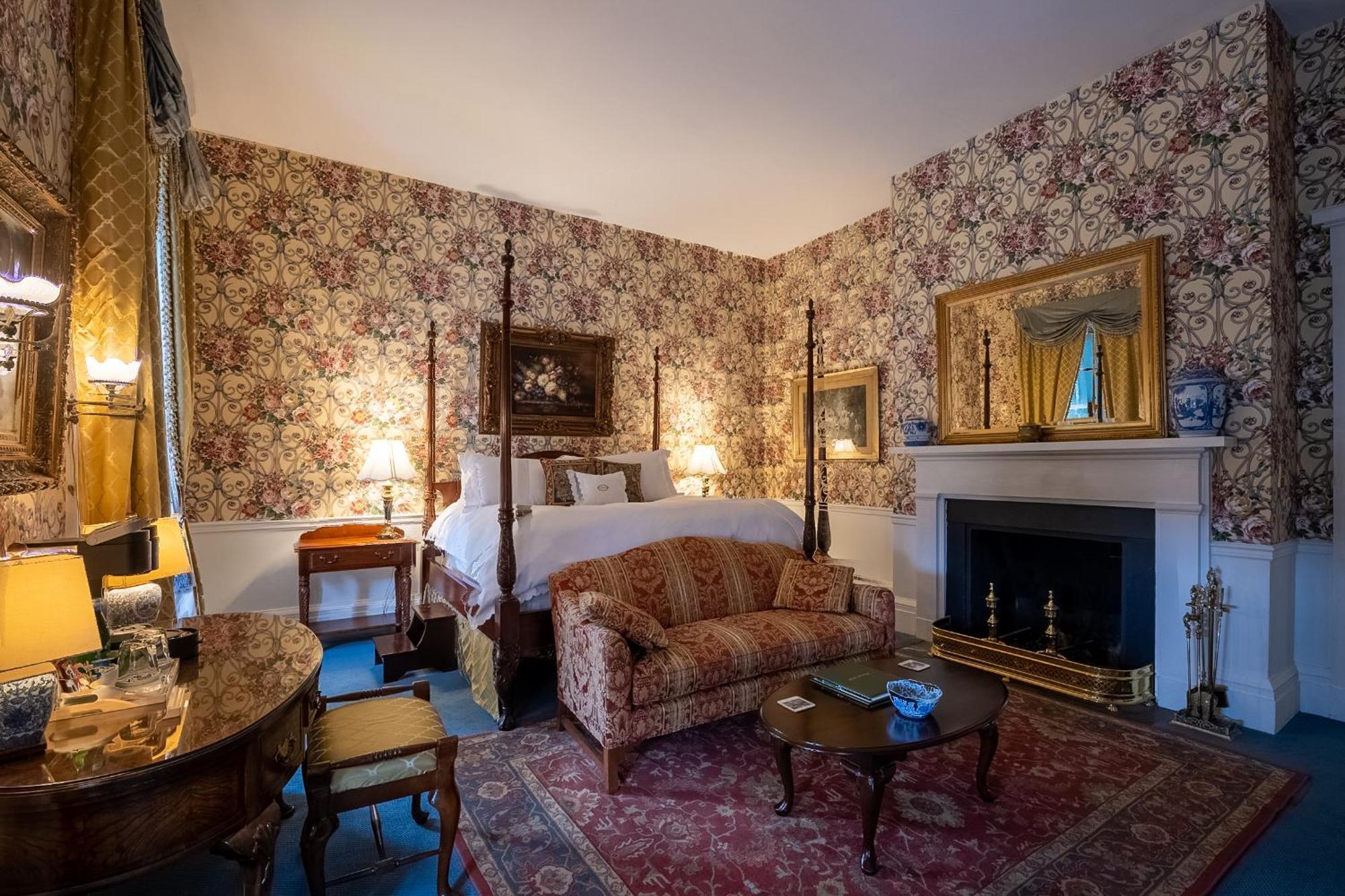 Antrim 1844 Hotell Taneytown Eksteriør bilde